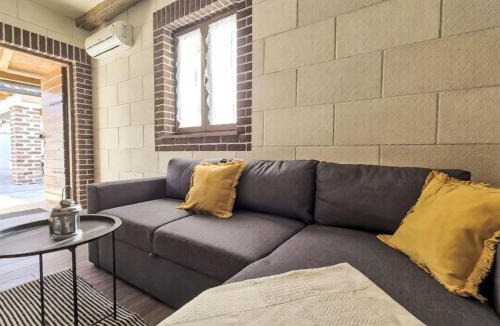 Smilcic House | Holiday Home Kristina by Interhome
