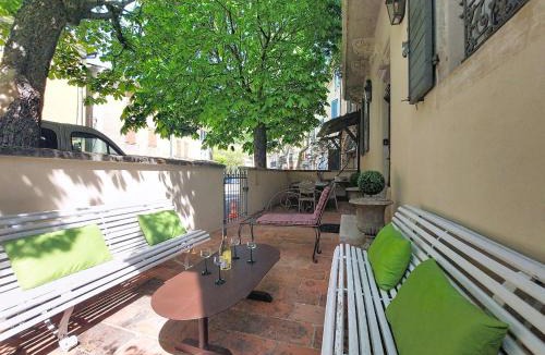 Banon House | Holiday Home L ancien Hôtel Creste by Interhome