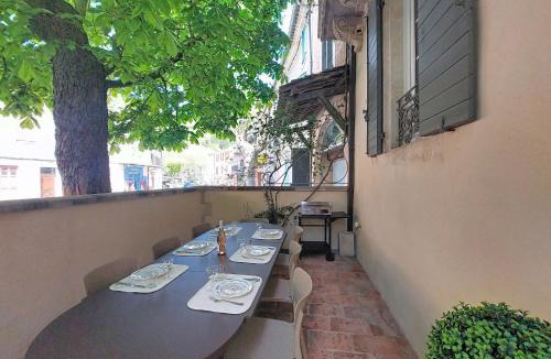 Banon House | Holiday Home L ancien Hôtel Creste by Interhome
