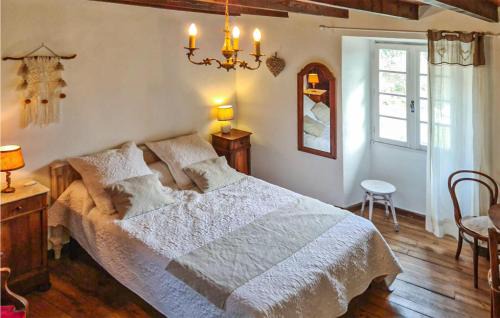 Peyremale House | Holiday Home L'elziere