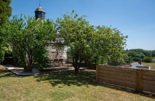 Chissay-en-Touraine House | Holiday Home Le Pigeonnier by Interhome
