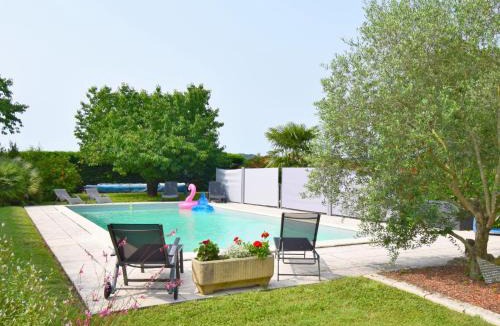 Brax House | Holiday Home L'Ostalet de Sarron by Interhome