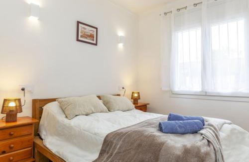 L'Escala House | Holiday Home La Catalana by Interhome