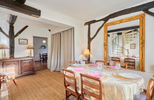 Normanville House | Holiday Home La Ferme by Interhome