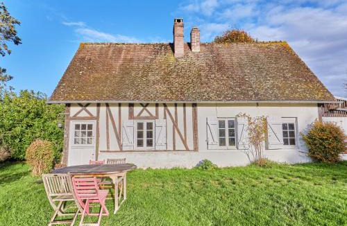 Normanville House | Holiday Home La Ferme by Interhome