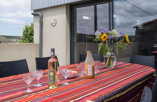 La Digne-d'Aval House | Holiday Home 'La Cave De Lami Vineyard View' with Private Pool, Terrace & Wi-Fi