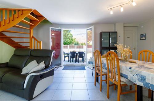 La Plaine-sur-Mer House | Holiday Home La Haute Musse by Interhome