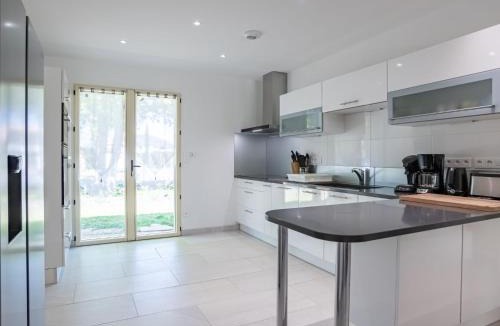 Saint-Paul-en-Born House | Holiday Home Laouchet by Interhome