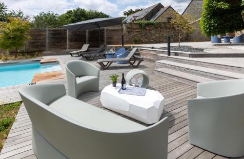 Le Tronchet House | Holiday Home La Gentilhommière by Interhome
