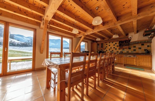 Montagnole Cottage | Holiday Home 'La Grange Aux Ecureuils 6 Pers' with Mountain View, Private Terrace and Private Garden