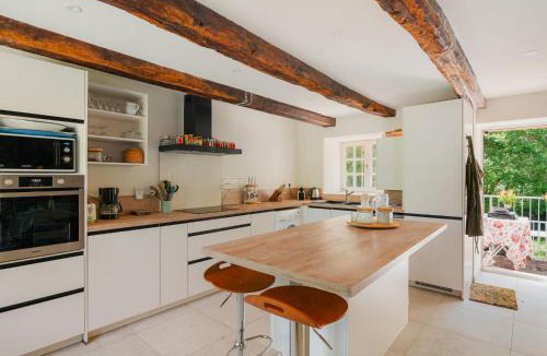 Pleurtuit House | Holiday Home La Longère by Interhome
