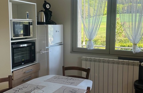Salles-Curan House | Holiday Home “La Maison De Campagne” with Mountain View, Private Terrace & Garden