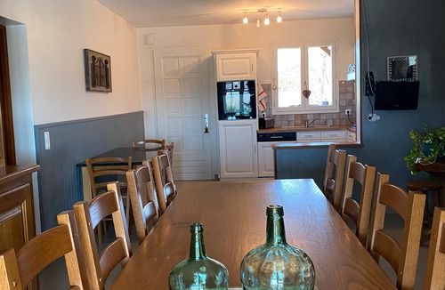 Fouleix House | Holiday Home La Muraille