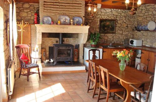 Barie House | Holiday Home La Rose