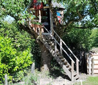 Barie House | Holiday Home La Rose