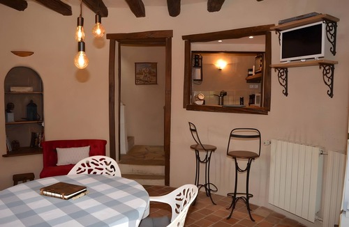 Chedigny House | Holiday Home 'La Tour De La Gazillère'