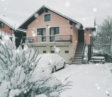 Fuzine Apartment | Holiday Home Lana