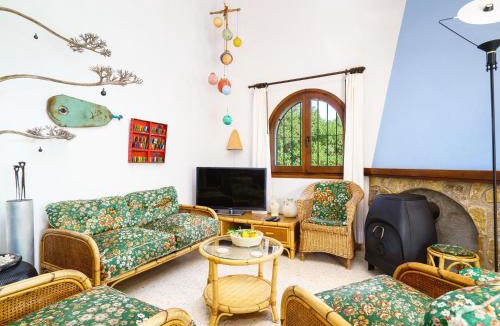 Pinar del Advocat House | Holiday Home Las Boyas by Interhome