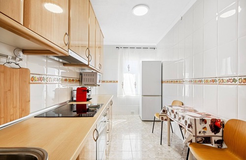 Torrevieja Apartment | Holiday Home 'Las Calas B Y D' with Shared Pool, Private Terrace and Wi-Fi