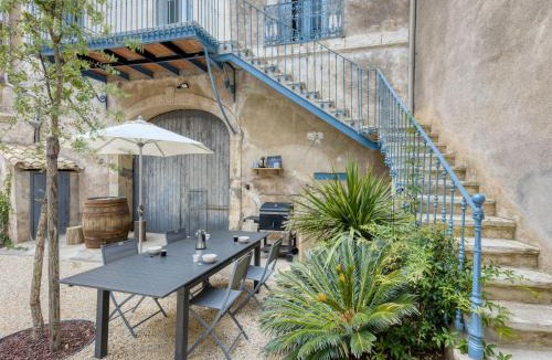 Montagnac House | Holiday Home Le Chai by Interhome