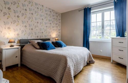 Commes House | Holiday Home Le Clos Renard by Interhome
