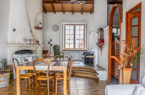 Villalier House | Holiday Home 'Le Cocon' with Private Pool, Private Terrace and Private Garden