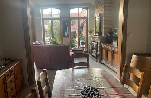 Bergues House | Holiday Home "Le Gite Berguois" with Private Pool and Wi-Fi
