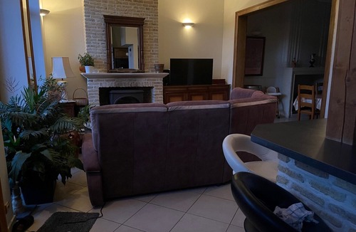 Bergues House | Holiday Home "Le Gite Berguois" with Private Pool and Wi-Fi