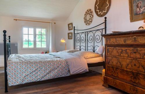 Chiddes House | Holiday Home Le Glaude by Interhome