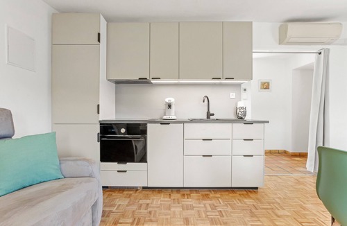 Bras House | Holiday Home “Le Mas” with Shared Pool, Wi-Fi and Air Conditioning