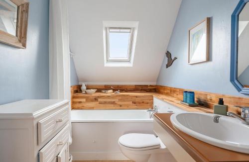 Lancieux House | Holiday Home Le Nyce by Interhome