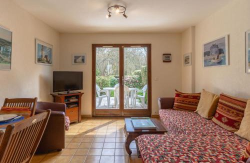 Villers-sur-Mer House | Holiday Home Le Pré Verger-1 by Interhome