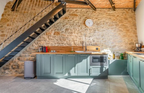 Laudun House | Holiday Home - Les Gîtes De Figon - Private Pool, Wi-Fi, Air Conditioning