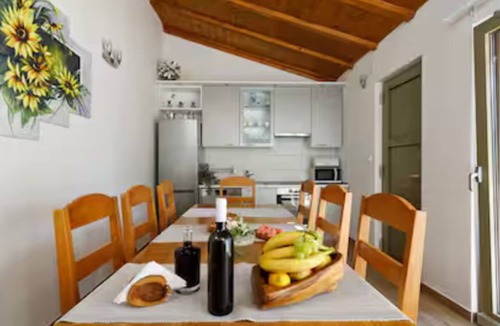 Drnis Villa | Holiday home Lišnjak by Villas Guide