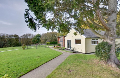 Lamberhurst House | Holiday Home Little Copthall by Interhome