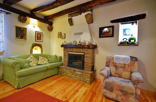 Cerovlje Villa | Holiday Home Lori