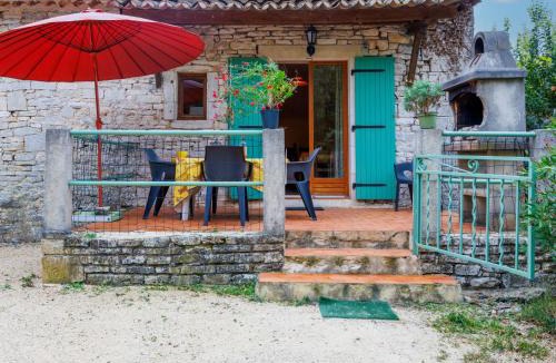Barjac House | Holiday Home Lozard by Interhome
