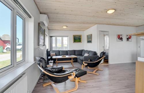Fjand Badeby House | Holiday Home Ludwik - 150m from the sea by Interhome