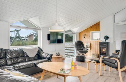 Klitmoller House | Holiday Home Luzy - 600m from the sea by Interhome