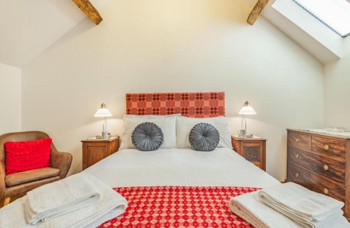 Cwmtirmynach House | Holiday Home Lyle by Interhome