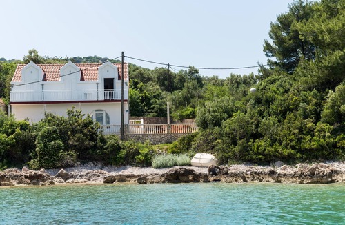 Kolocep Island Apartment | Holiday Home Maćus-One Bedroom Apartment with Balcony