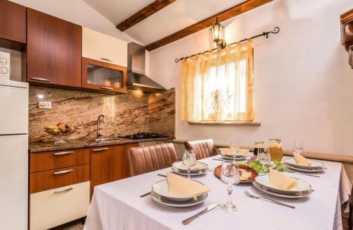 Jakomici House | Holiday Home Magdalena by Interhome