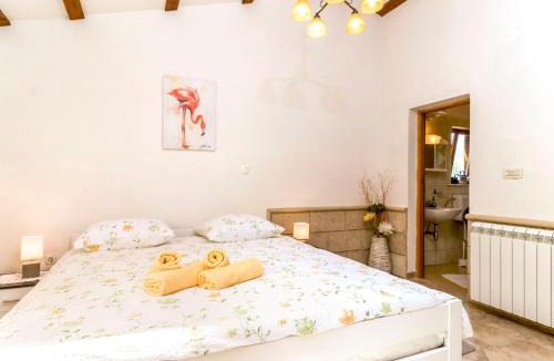 Jakomici House | Holiday Home Magdalena by Interhome