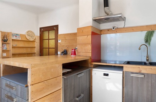 Argeles Gazost House | Holiday Home 'Maison L'arrieulat' with Mountain View, Shared Terrace and Wi-Fi