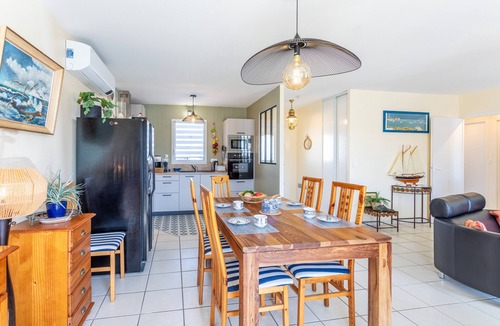 Jard-sur-Mer House | Holiday Home 'Maison Salorge' with Private Pool, Wi-Fi and Air Conditioning