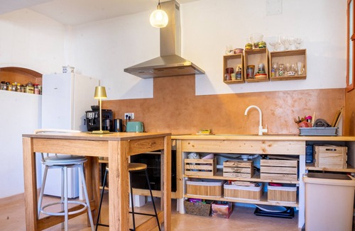 Mirepeisset House | Holiday Home 'Maison Ocre' with Wi-Fi