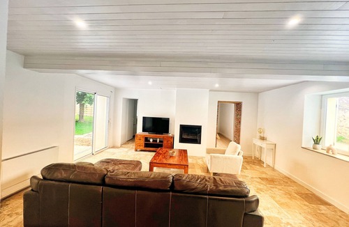 Sainte-Foy House | Holiday Home 'Maison Proche Sables D'Olonne 8p' with Private Terrace and Air Conditioning