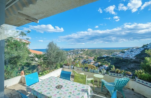 Peniscola House | Holiday Home 'Maison Mer Peniscola' with Sea View & Terrace