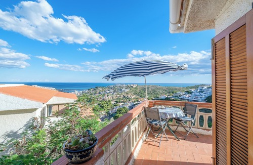 Peniscola House | Holiday Home 'Maison Mer Peniscola' with Sea View & Terrace