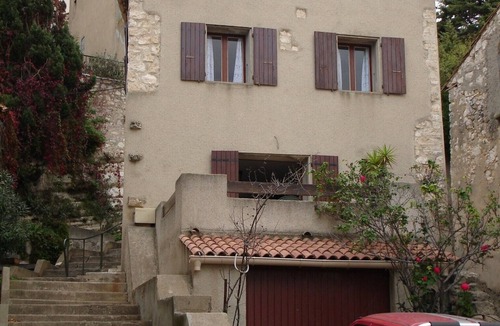 Bages House | Holiday Home 'Maison Vacances Mer' with Lake View and Private Terrace